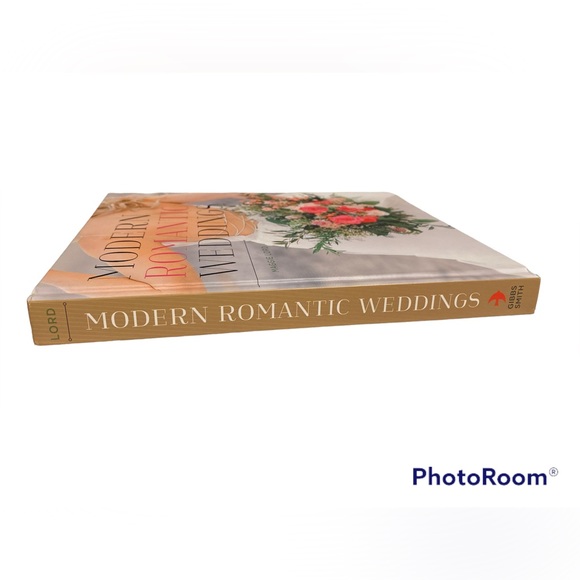 Autographed Modern Romantic Weddings Maggie Lord Planning Guide Bride Inspo Book - Picture 10 of 11